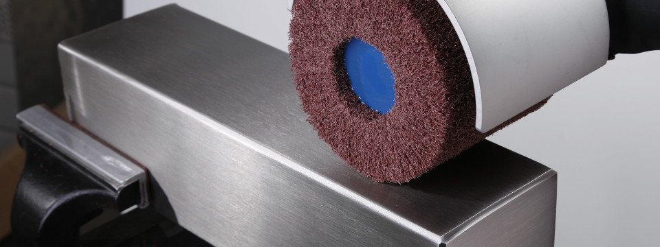 Image représentant un travail sur de l’acier inoxydable